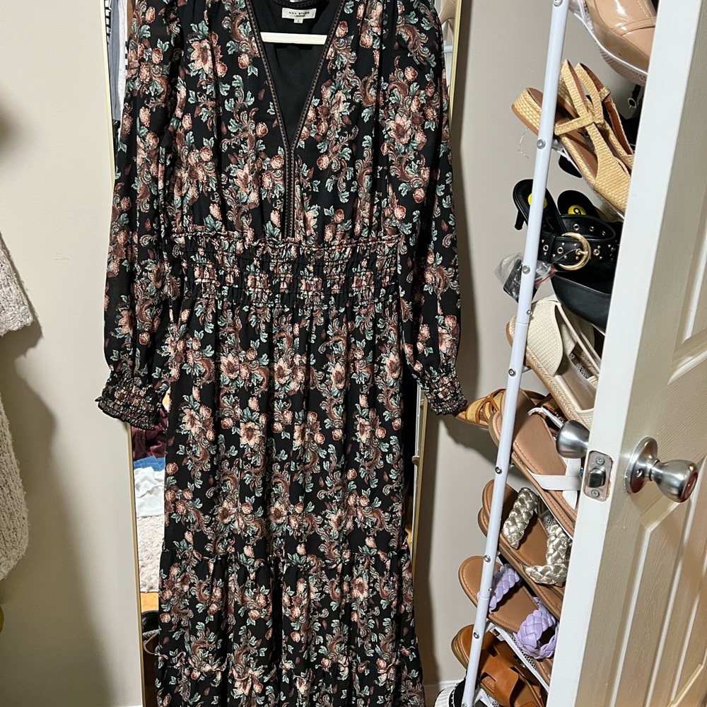 Max Studio Black Floral Long Sleeve Dress
